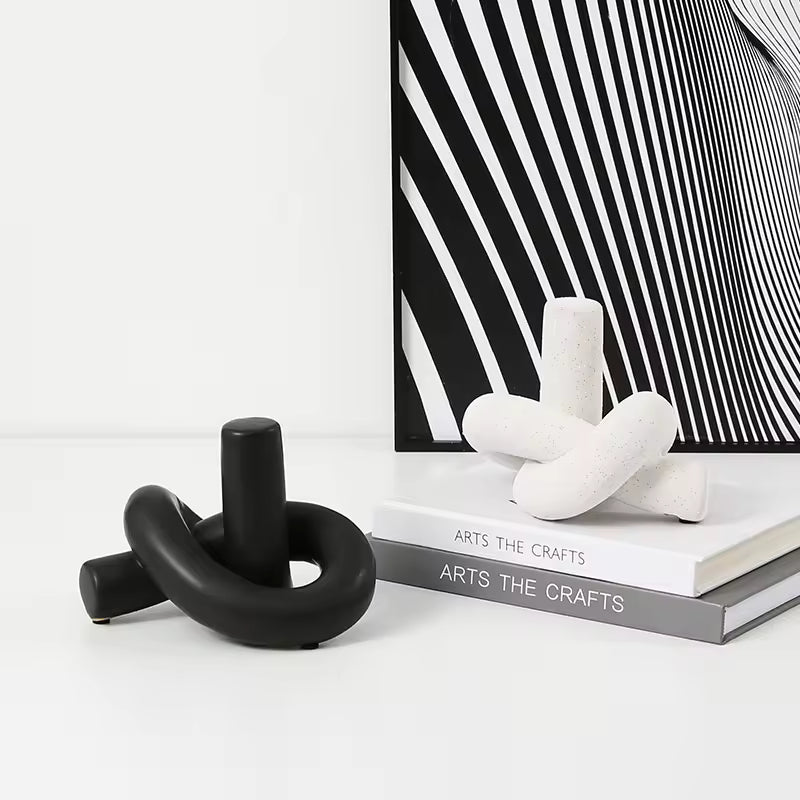 Black Line Geometric Ornament – Style B