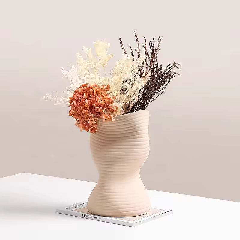 Vertical Curved Vase